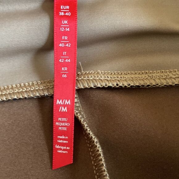 Spanx Faux Suede Leggings Camel Size Medium - Picture 7 of 14